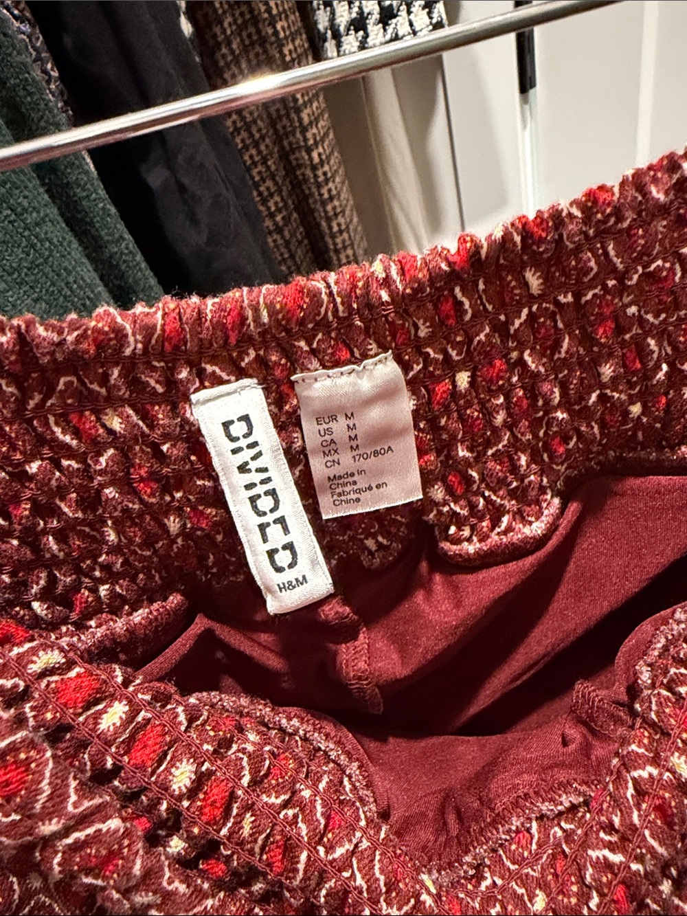 H&M Red Patterned Tiered Ruffle Mini Skirt - Picture 2 of 2